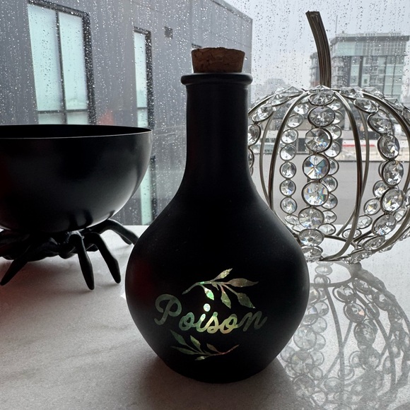 Halloween Decor Bundle Set with Pumpkin and Skull 🎃 - Picture 5 of 8